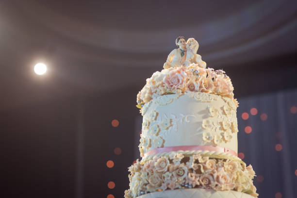 istock Beautiful vintage cake for wedding party with space for design 1010036180