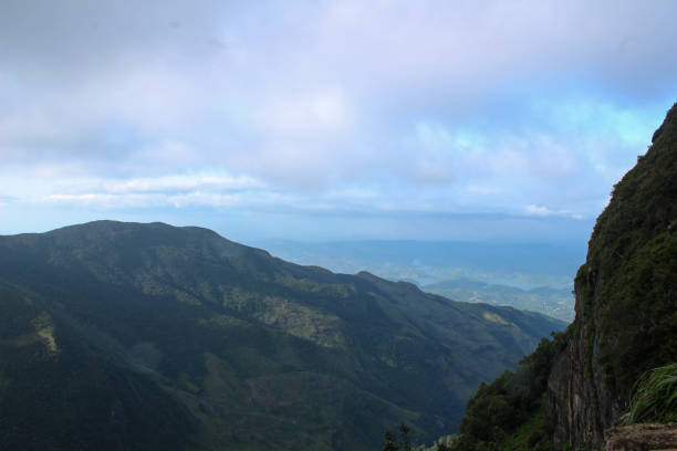 istock Worlds End - Norton Plains National Park - Sri Lanka 1010182826