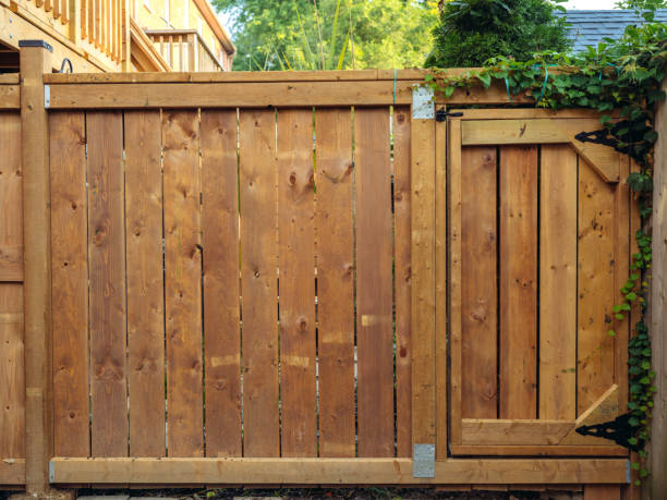 istock Wooden Fence 1010227274