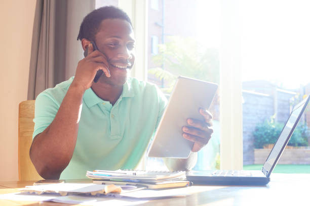 istock Clearing debts on the phone 1010276094