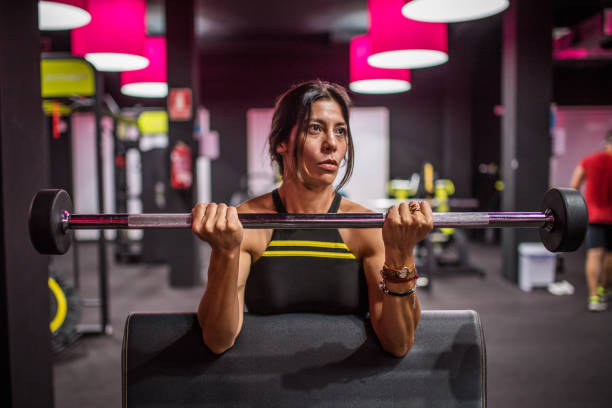 istock Woman workout in the gym 1010314272