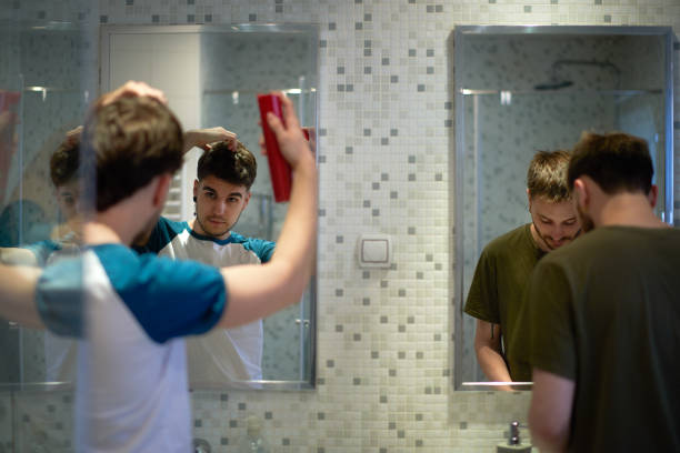istock Gay couple in the bathroom 1010526824