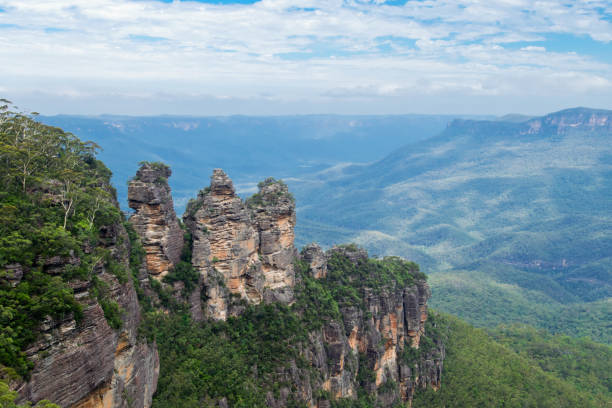 istock The Three Sisters in Blue Mountains. Australia. 1010556556