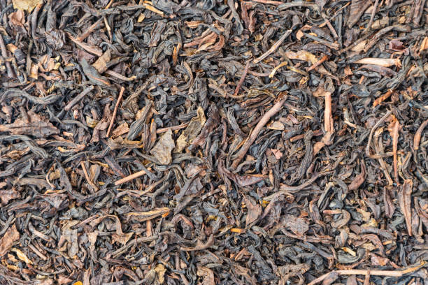 istock texture of dry tea leaves 1010569314