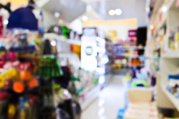 istock Blur Background of Pet Shop 1010665352