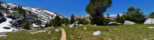 istock Wind River Range, Rocky Mountains, Wyoming, views from backpacking hiking trail to Titcomb Basin from Elkhart Park Trailhead going past Hobbs, Seneca, Island, Upper and Lower Jean Lakes as well as Photographers point. 1010678024