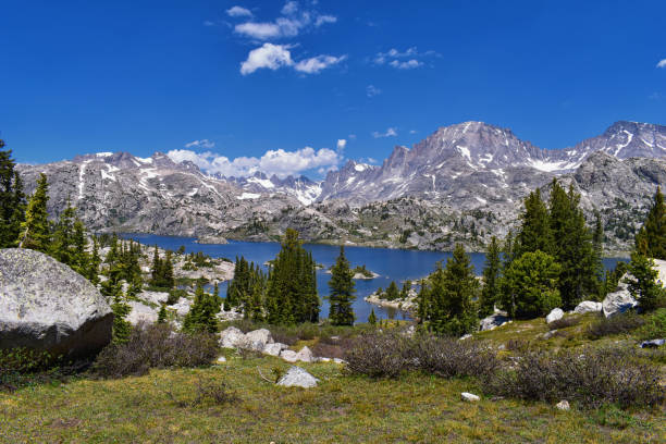 istock Wind River Range, Rocky Mountains, Wyoming, views from backpacking hiking trail to Titcomb Basin from Elkhart Park Trailhead going past Hobbs, Seneca, Island, Upper and Lower Jean Lakes as well as Photographers point. 1010678448