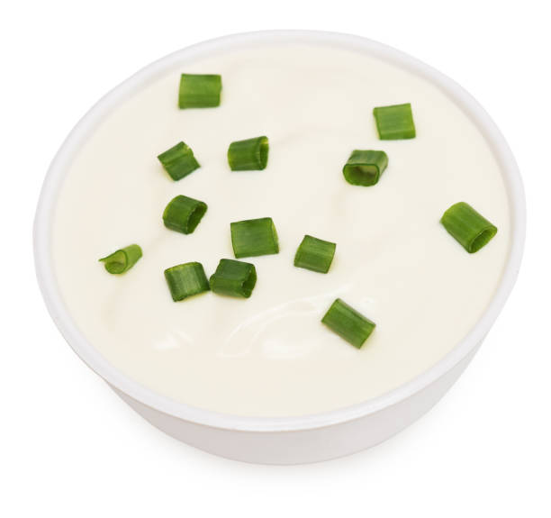 istock Sour cream with onion 1010738860