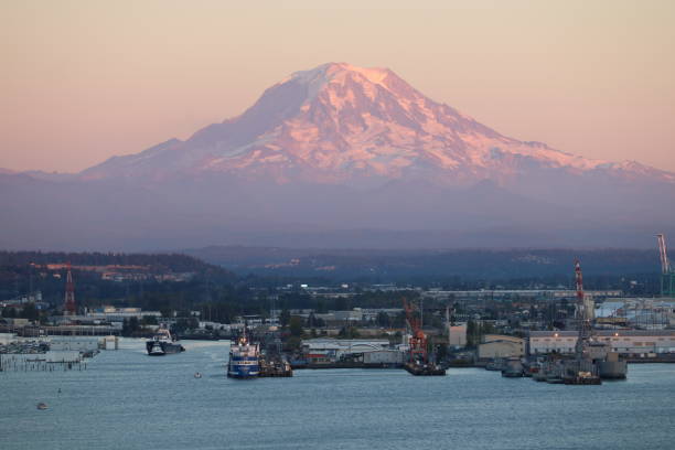 istock Rainier over Port of Tacoma 1010774568