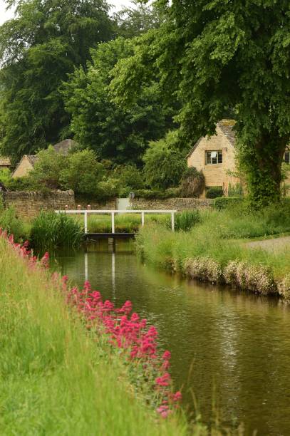 istock English Village 1010835578