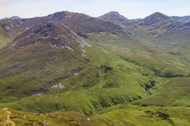 istock Mountains, valley and river in Letterfrack 1010859764