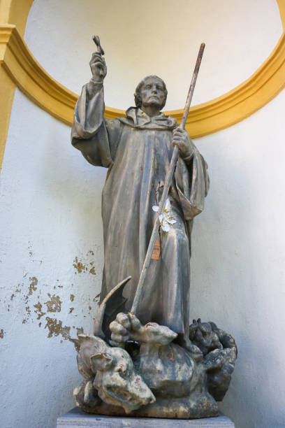 St Mang Basilica in Fussen, Bavaria, Germany Statue of Saint Magnus of Fuessen, also known as Saint Mang, in the Saint Mang Basilica in Fussen, Bavaria, Germany. st mang stock pictures, royalty-free photos & images