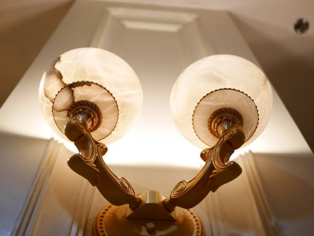 istock Lighting Fixture Patterened Wallpaper 1010986972