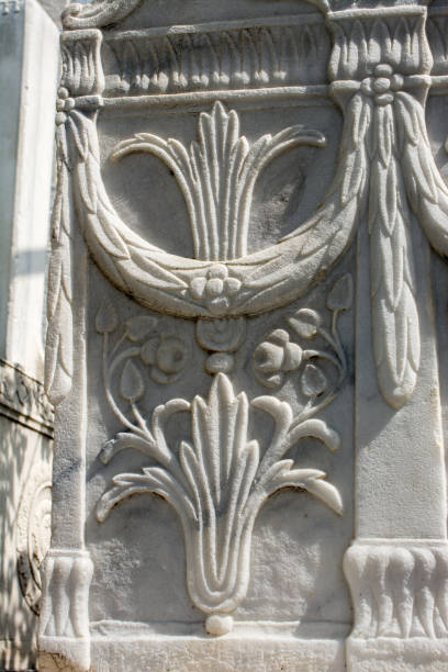 istock Ottoman marble carving art detail 1011074350