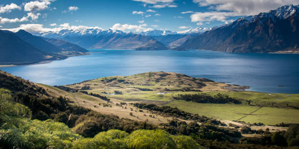 istock View over Lake Wanaka New Zealand 1011133028