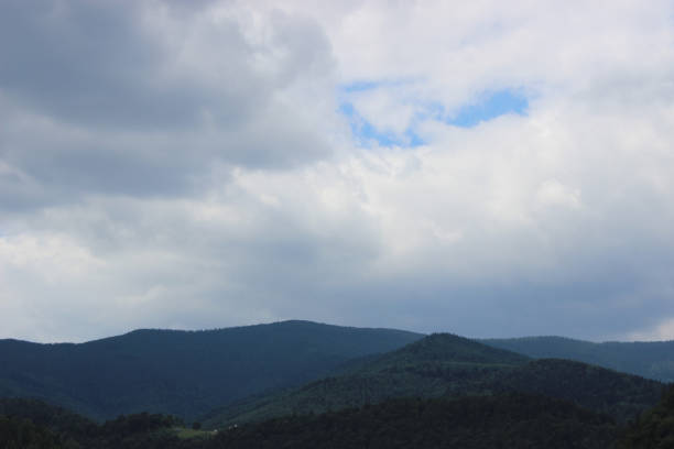 istock Landscape of mountains 1011193494