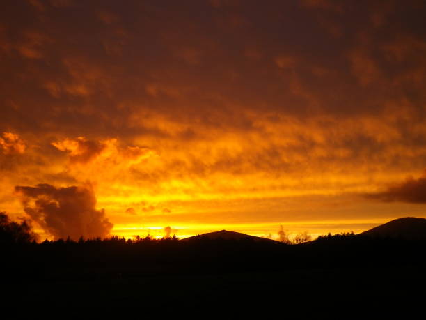istock Beautiful sunset in North Wales Countryside 1011221252