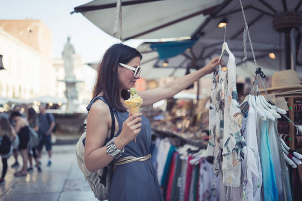 istock Young women discovering Italy 1011270354