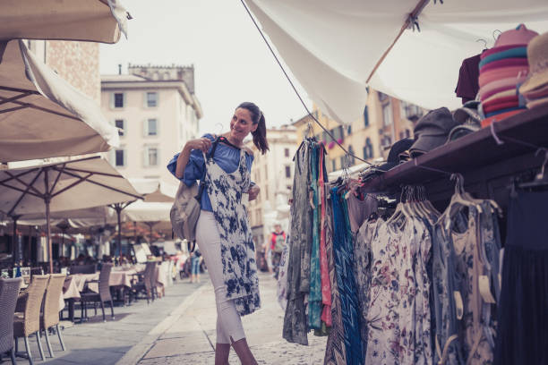 istock Young women discovering Italy. 1011294054