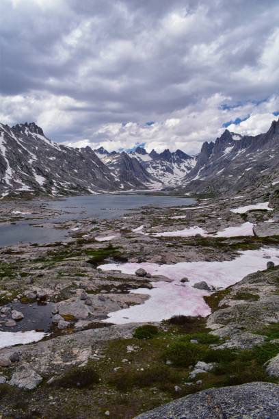 istock Upper and Lower Jean Lake in the Titcomb Basin along the Wind River Range, Rocky Mountains, Wyoming, views from backpacking hiking trail to Titcomb Basin from Elkhart Park Trailhead going past Hobbs, Seneca, and Island Lakes as well as Photographers point 1011297948