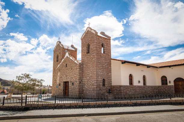 kościół san antonio de padua - san antonio de los cobres, salta, argentyna - salta province zdjęcia i obrazy z banku zdjęć