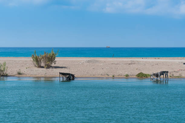 istock sandbank island 1011375276