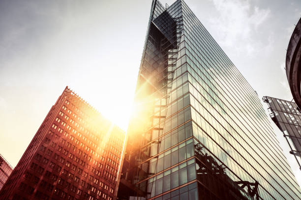 istock Office skysrapers in the sun 1011383286