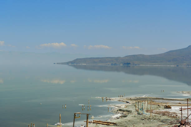 urmia salt lake. iran - lake urmia zdjęcia i obrazy z banku zdjęć