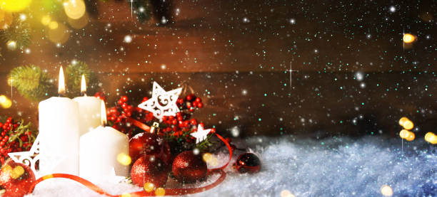 istock Candels With Christmas Decoration 1011550448