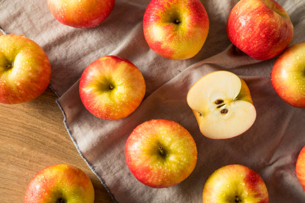 istock Raw Red Organic Honeycrisp Apples 1011605052
