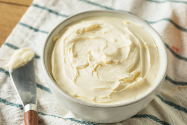 istock Homemade Low Fat Cream Cheese Spread 1011605118