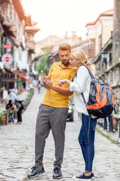 istock Young couple traveling. 1011704502