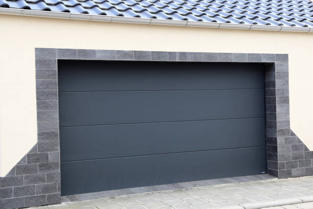 istock Modern new garage door (sectional door) 1011809034