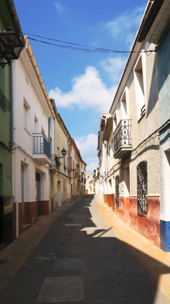 istock Spanish village street 1011853402