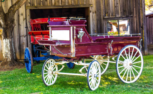 istock Two Vintage Wooden Wagons On Display 1011968908