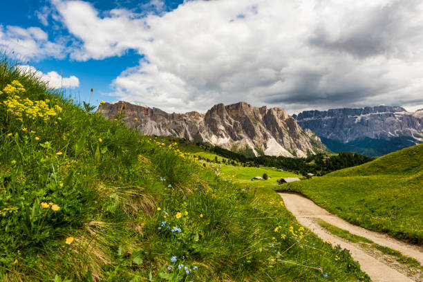 istock Stunning scenery in the Dolomites, Italy 1012003048