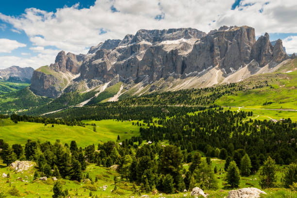 istock Stunning scenery in the Dolomites, Italy 1012003324
