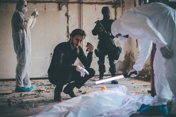 istock People at the crime scene 1012027430