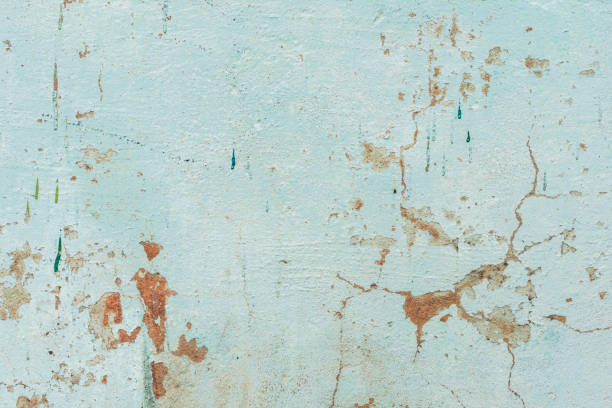 istock Wall fragment with scratches and cracks 1012063408