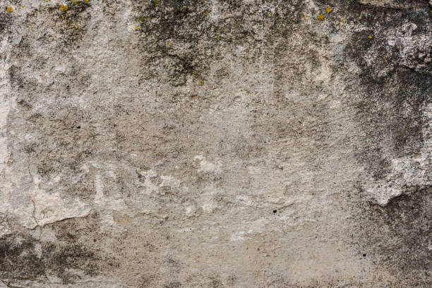 istock Wall fragment with scratches and cracks 1012063676