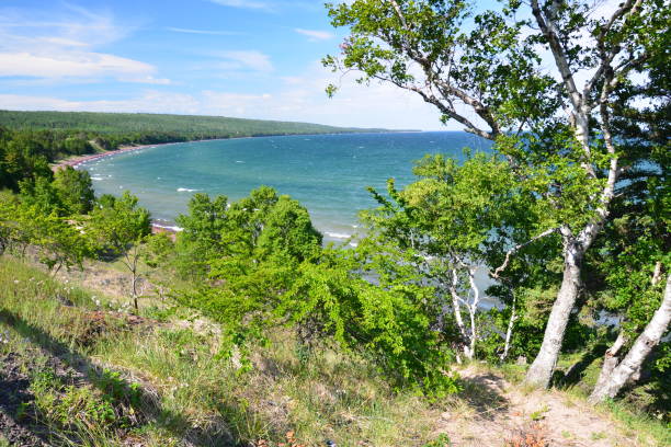 istock Great Sand Bay, Lake Superior 1012077982