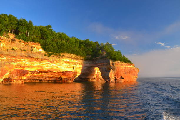 istock Sunset Lighted Pictured Rocks National Lakeshore 1012128472