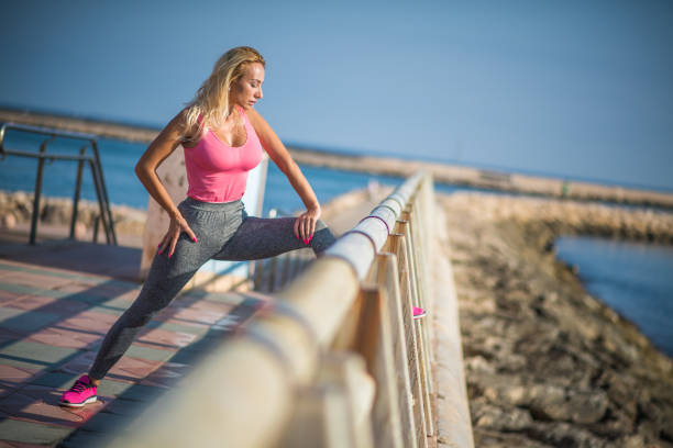 istock Morning outdoor workout 1012173198