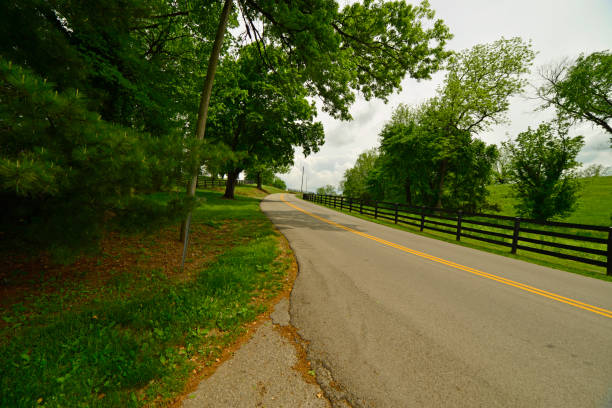istock Small country road in rural Kentucky 1012230260