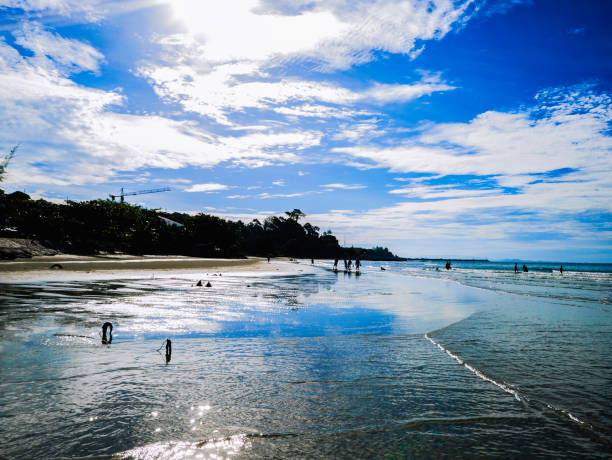 istock Amazing Beach sunrise with endless horizon 1012324390