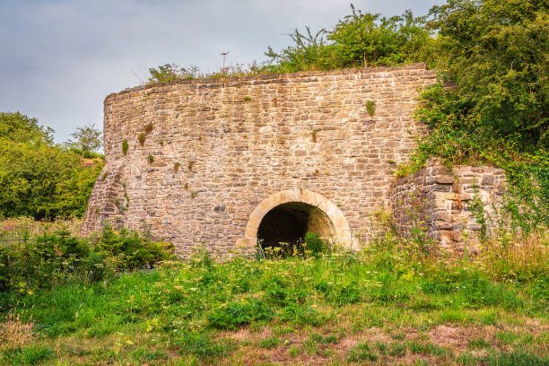 Littlemill Quarry Limekilns The Nature Reserve is a disused limestone quarry at Littlemill in Northumberland near Howick, also called Evelyn Howick Memorial Reserve lime kiln lighthouse stock pictures, royalty-free photos & images