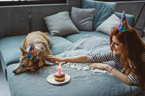 istock Happy birthday dear friend 1012518634