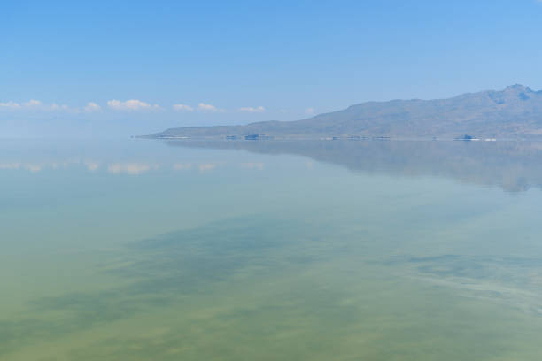 urmia salt lake. iran - lake urmia zdjęcia i obrazy z banku zdjęć