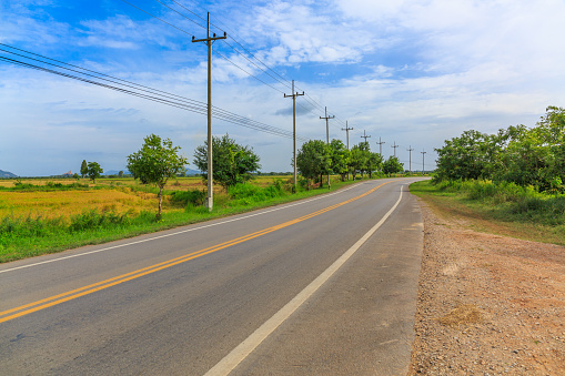 Highway, Street, Country Road, Dividing Line, Farm
