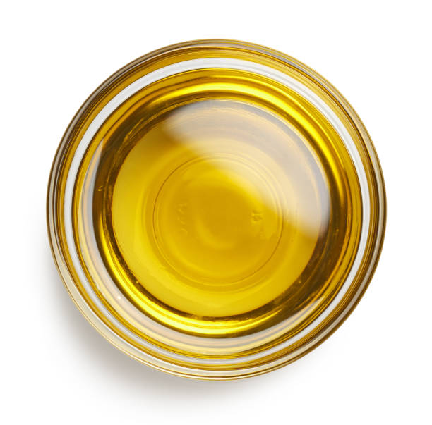 istock Bowl of extra virgin olive oil 1012574358
